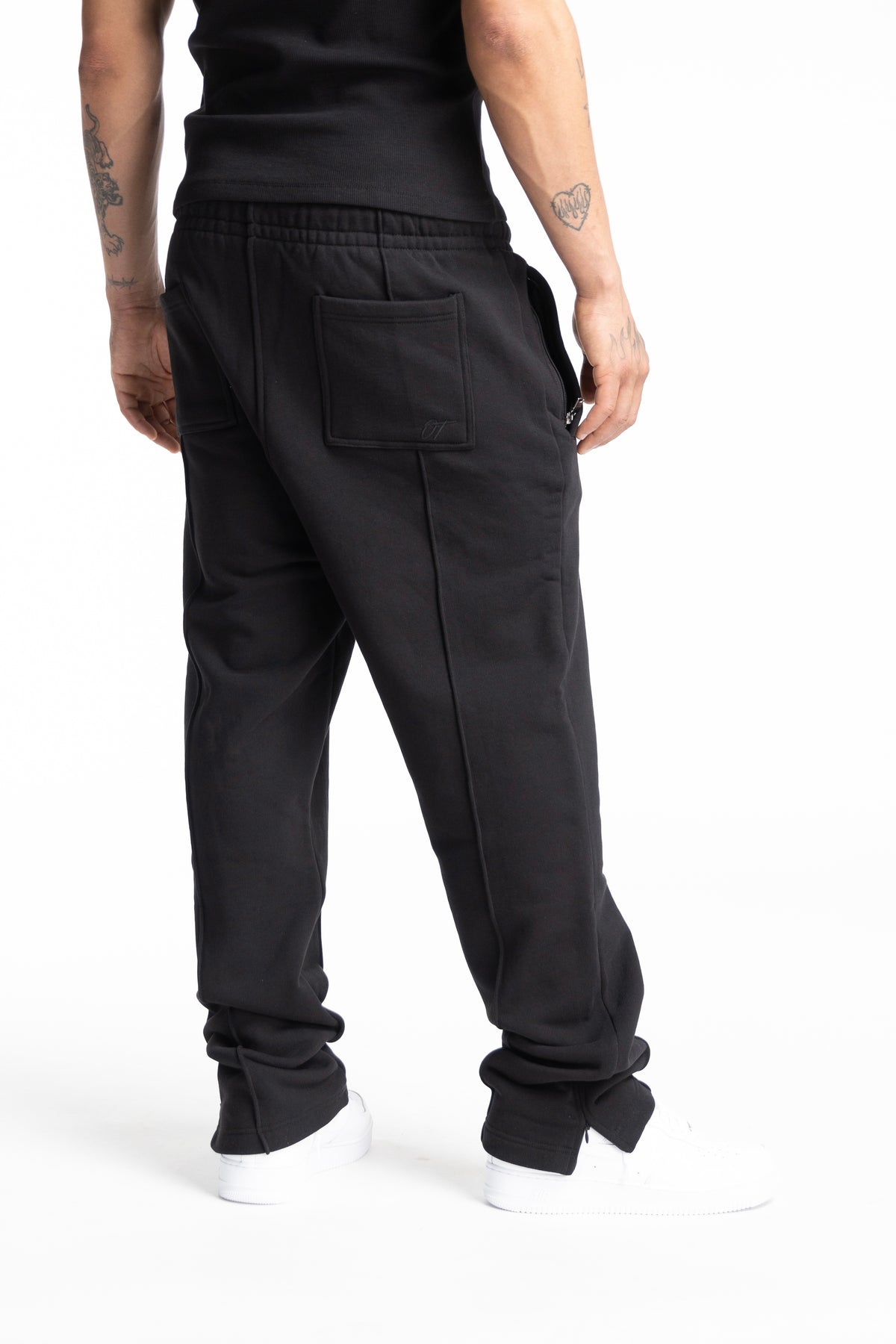 HEAVY PLEAT JOGGER