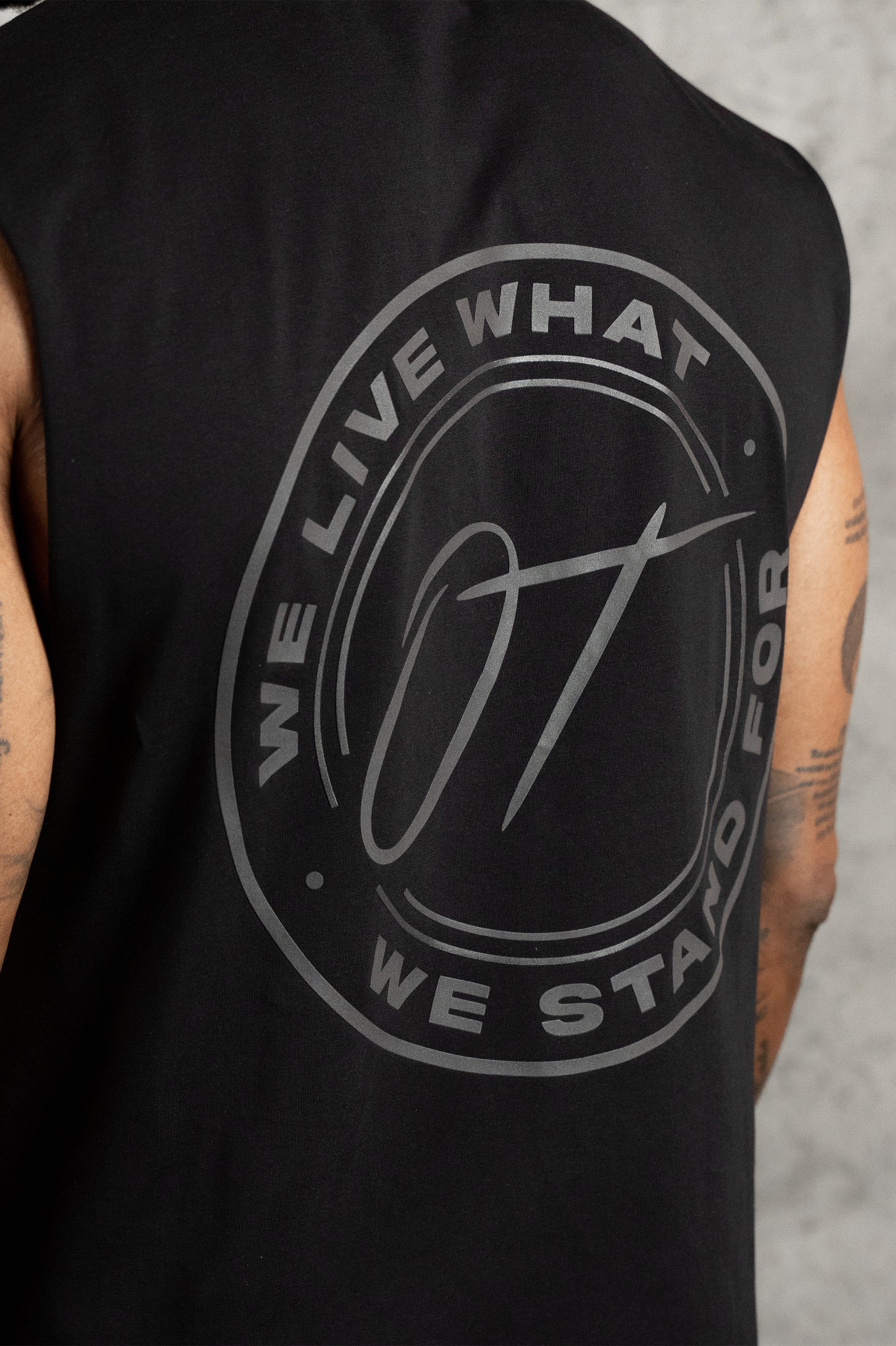 CIRCLE TANK