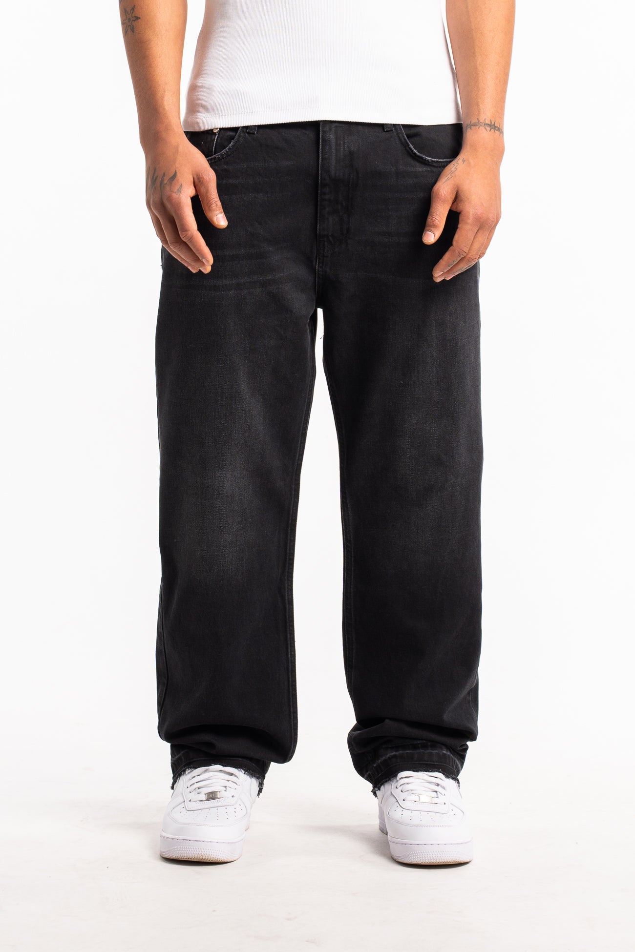 OPEN HEM DENIM