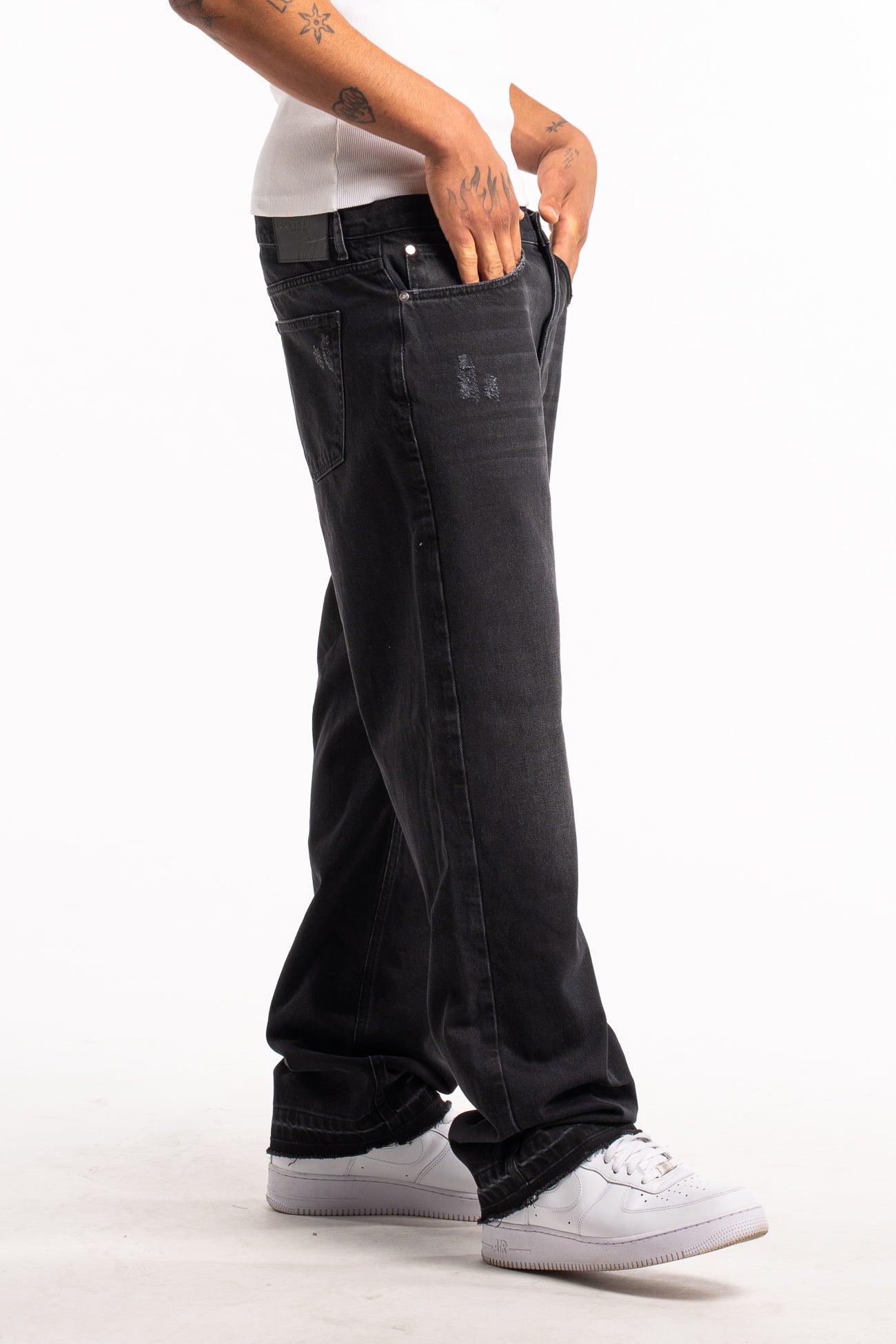 OPEN HEM DENIM