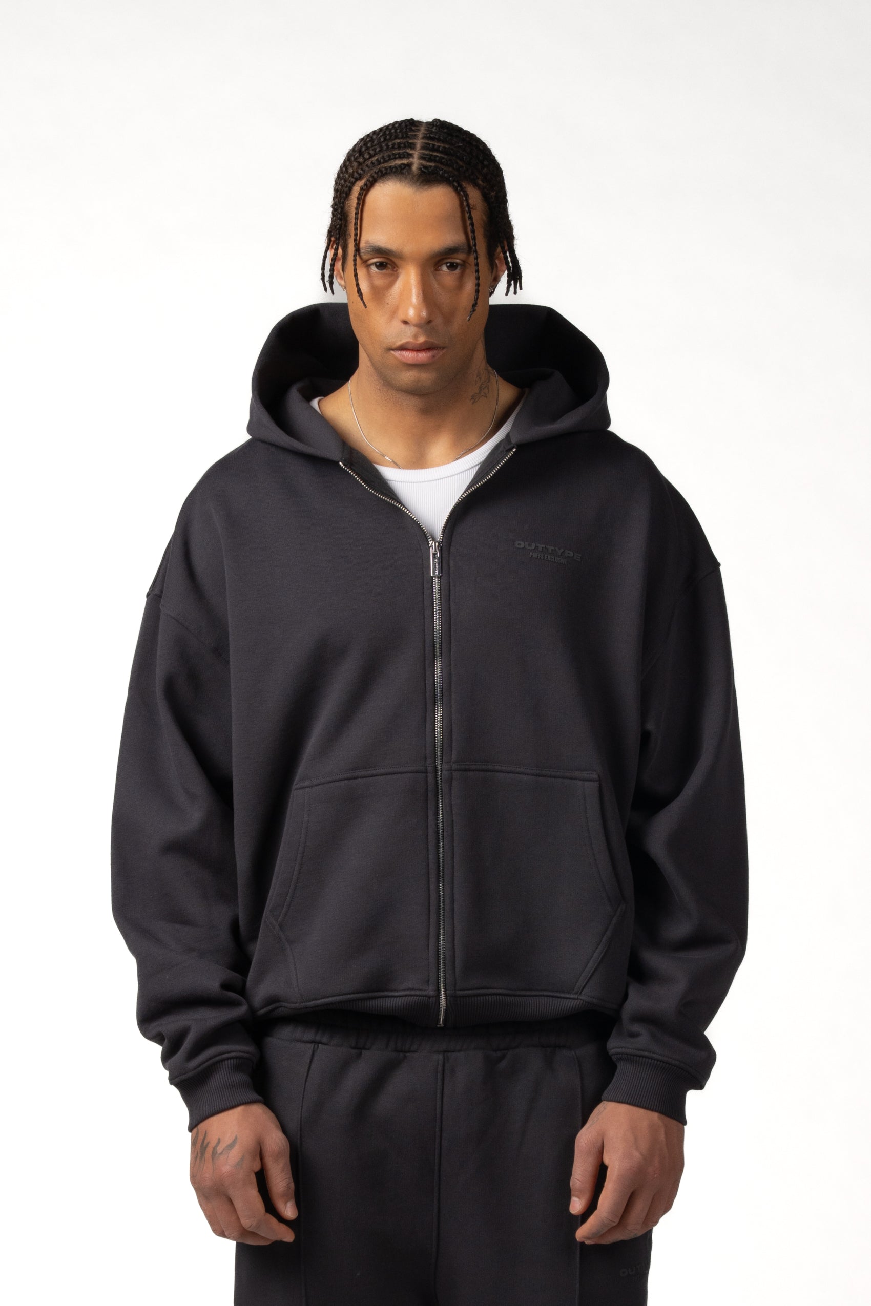 Basic Zipp Hoodie