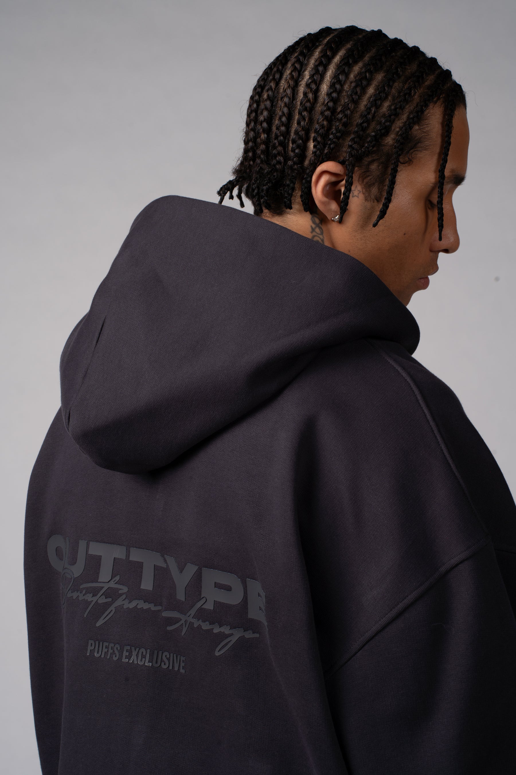 Basic Zipp Hoodie