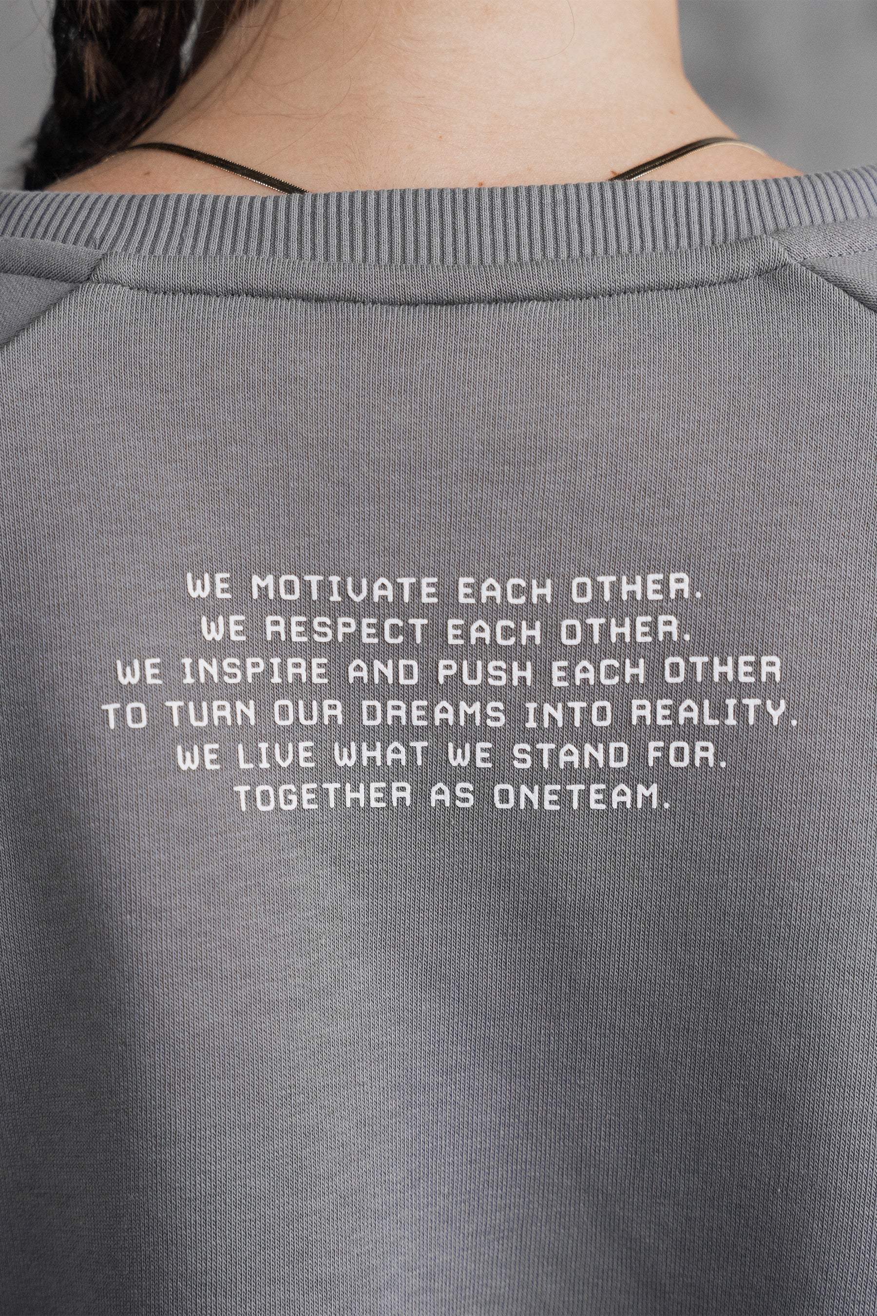 WOMEN SPORTS CROP SWEATER