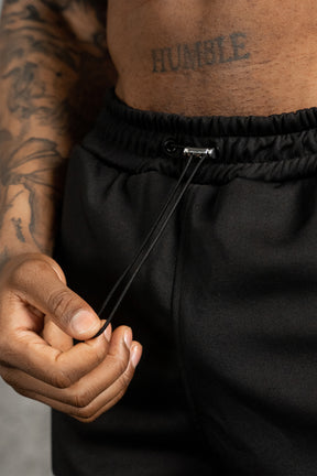 ESSENTIAL SHORTS