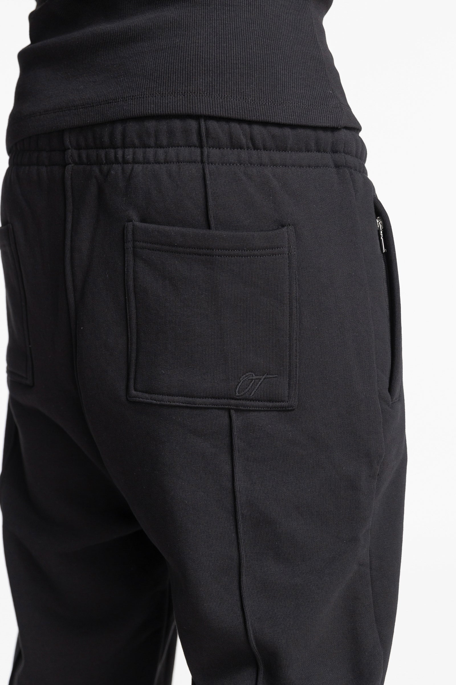 HEAVY PLEAT JOGGER
