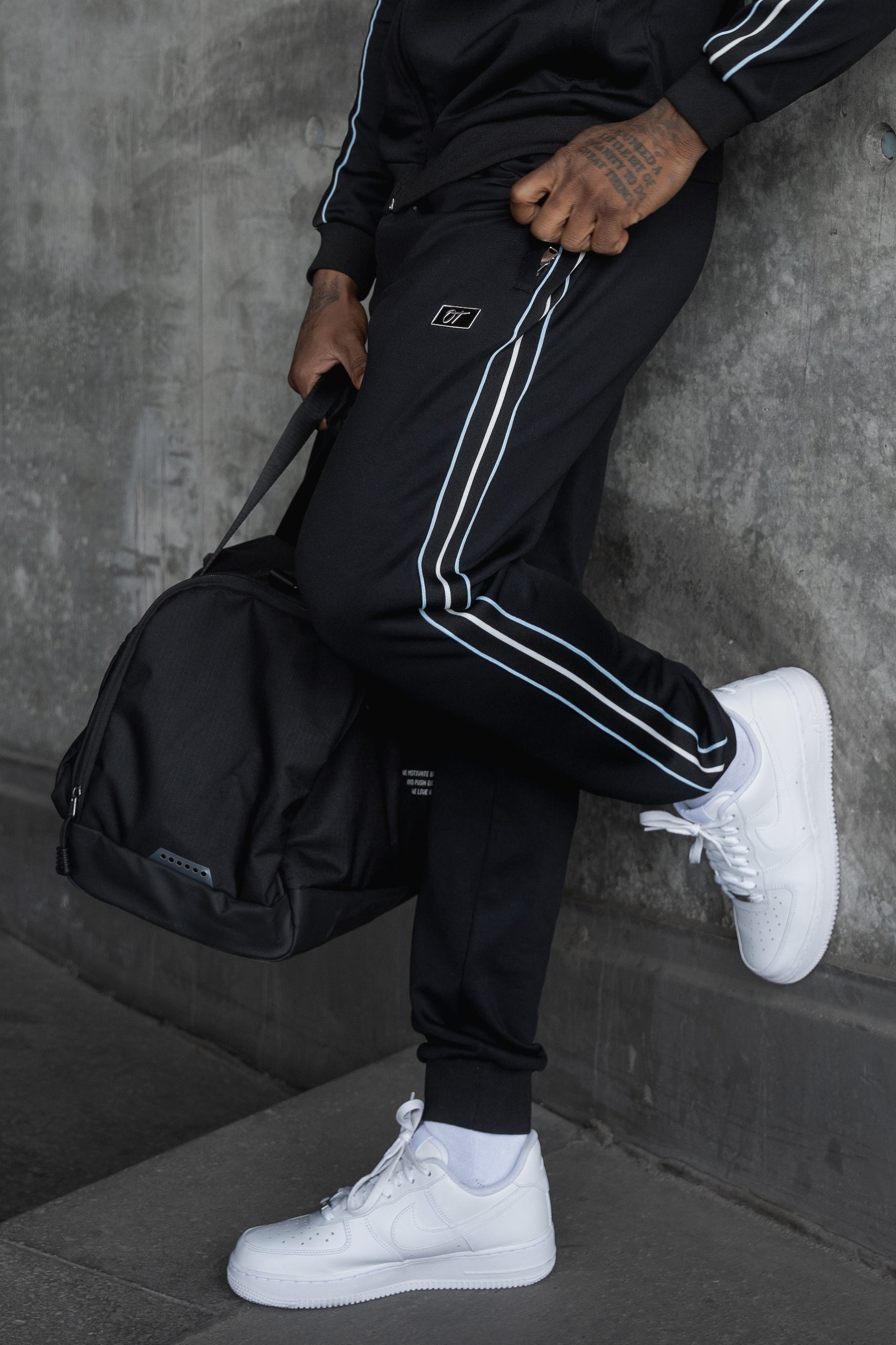 TRACKSUIT PANTS