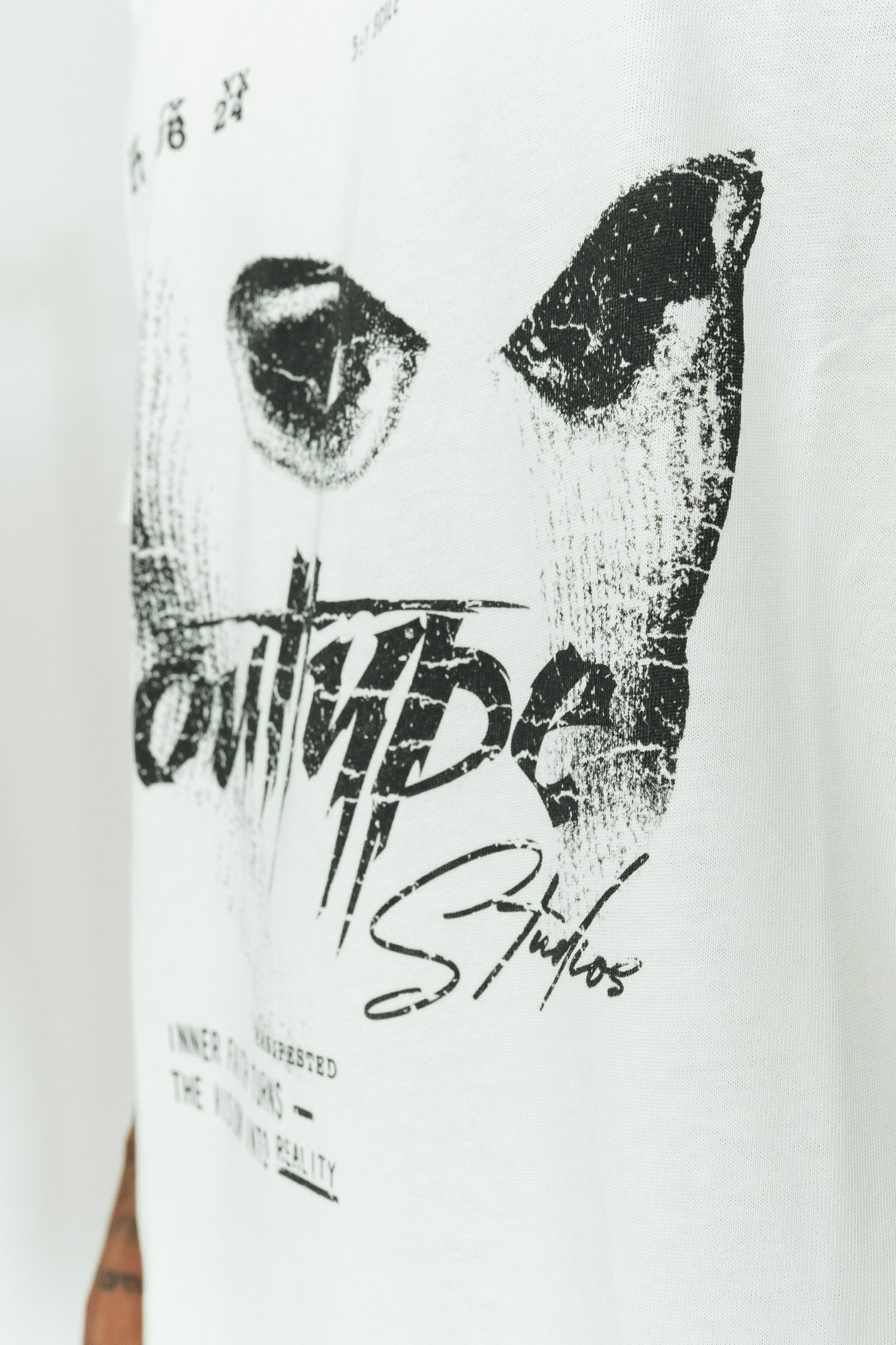STORM MASK TEE