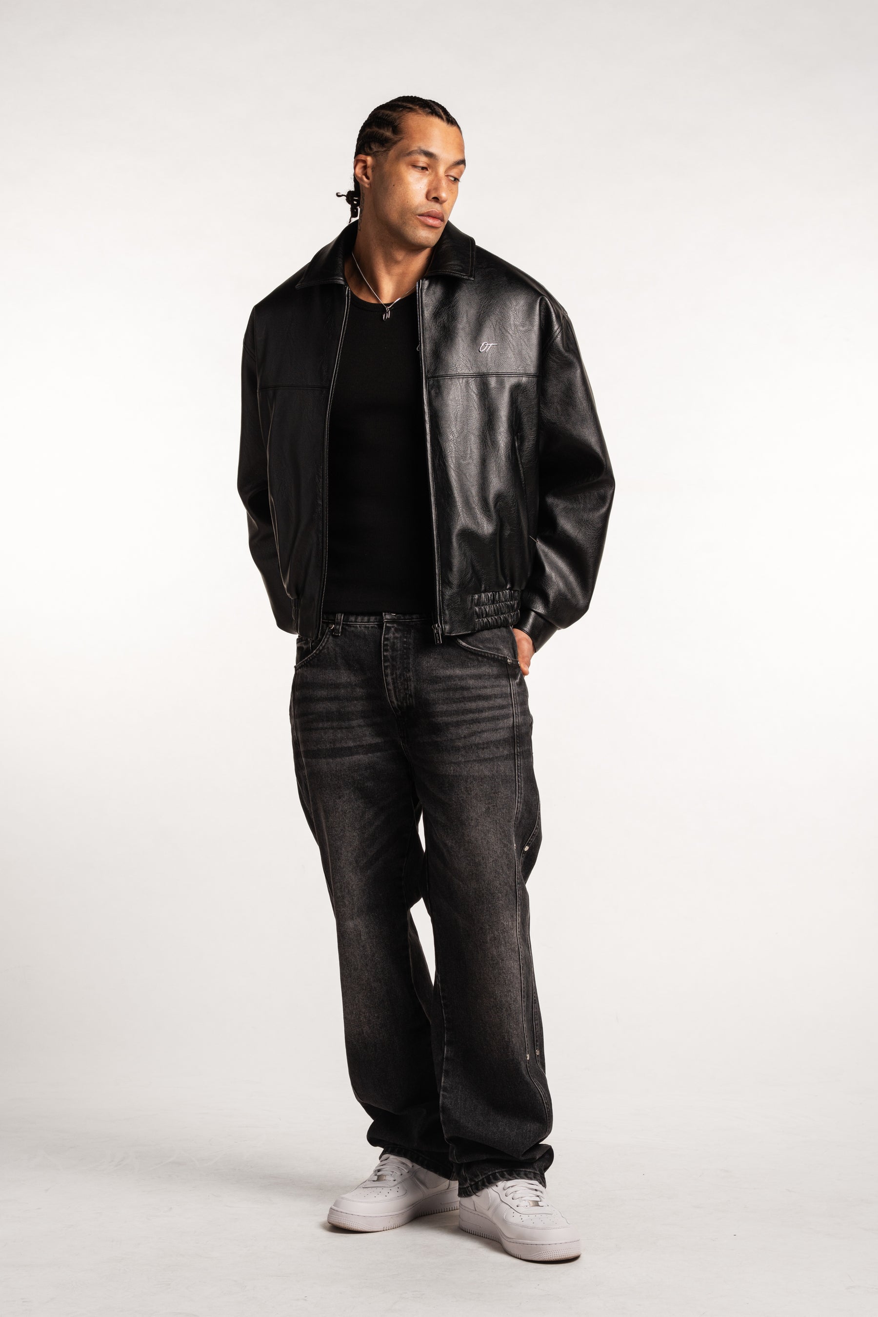 SIGNATURE LEATHER JACKET