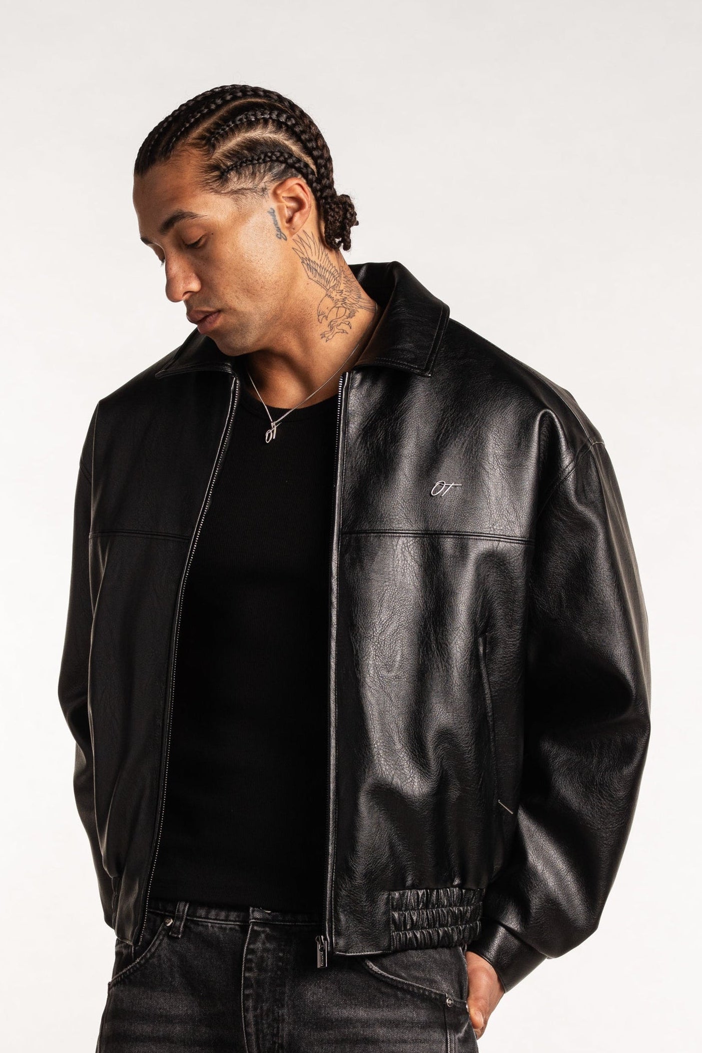 SIGNATURE LEATHER JACKET