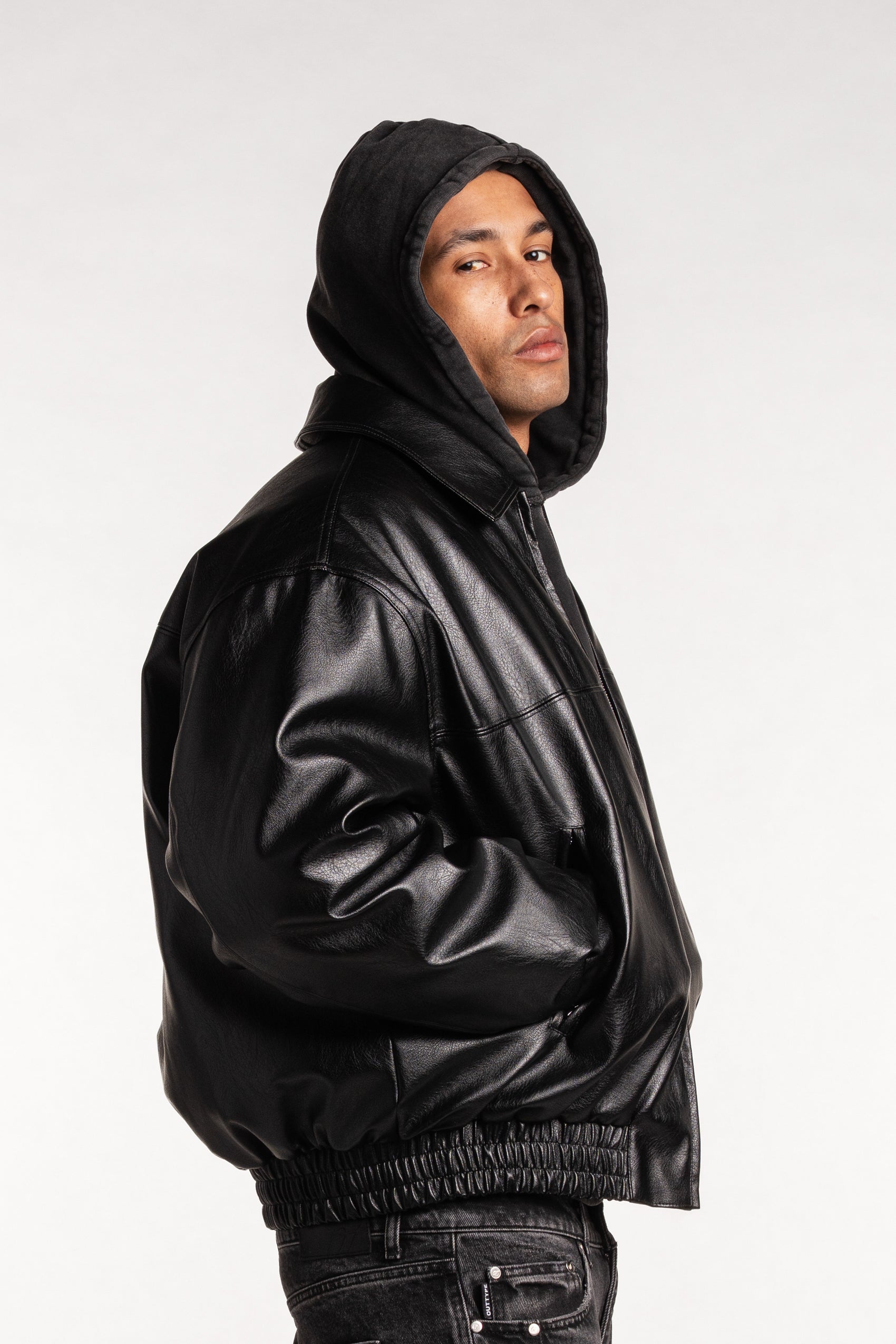 SIGNATURE LEATHER JACKET