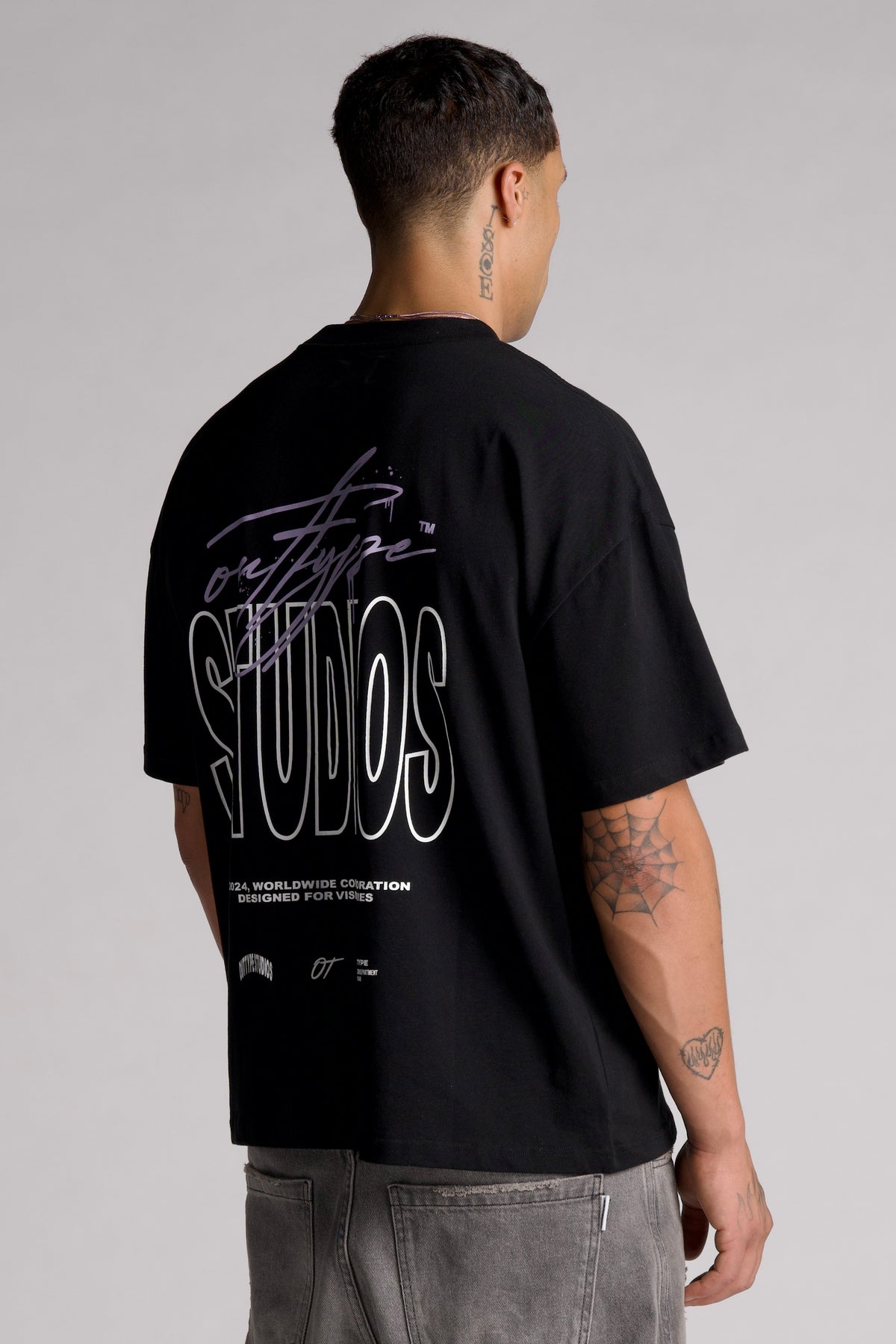 Studios Tee