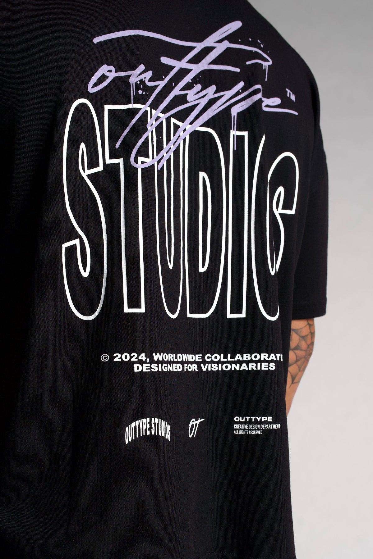 Studios Tee